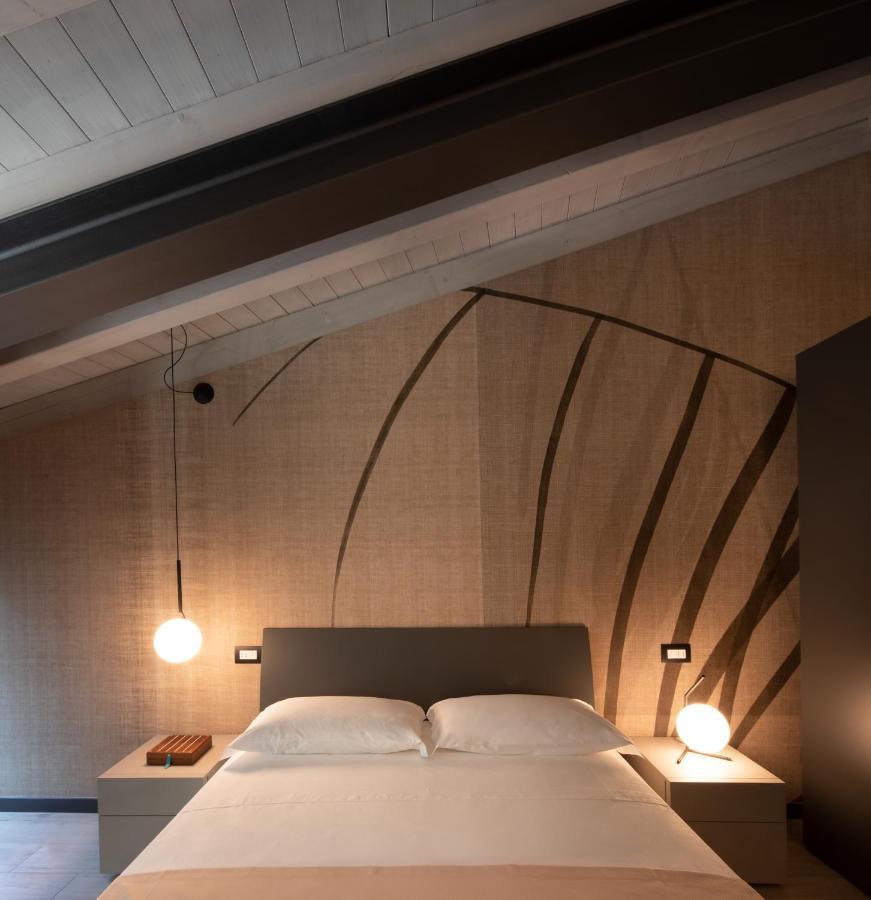 Monte Isola - Decio Rooms Ngoại thất bức ảnh