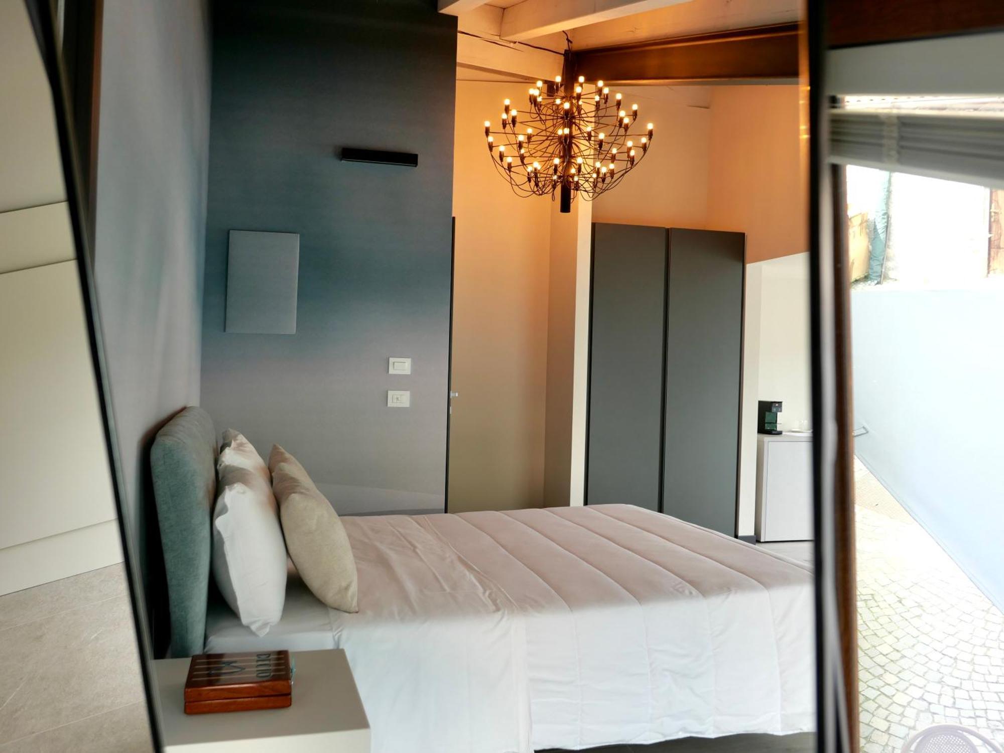 Monte Isola - Decio Rooms Ngoại thất bức ảnh