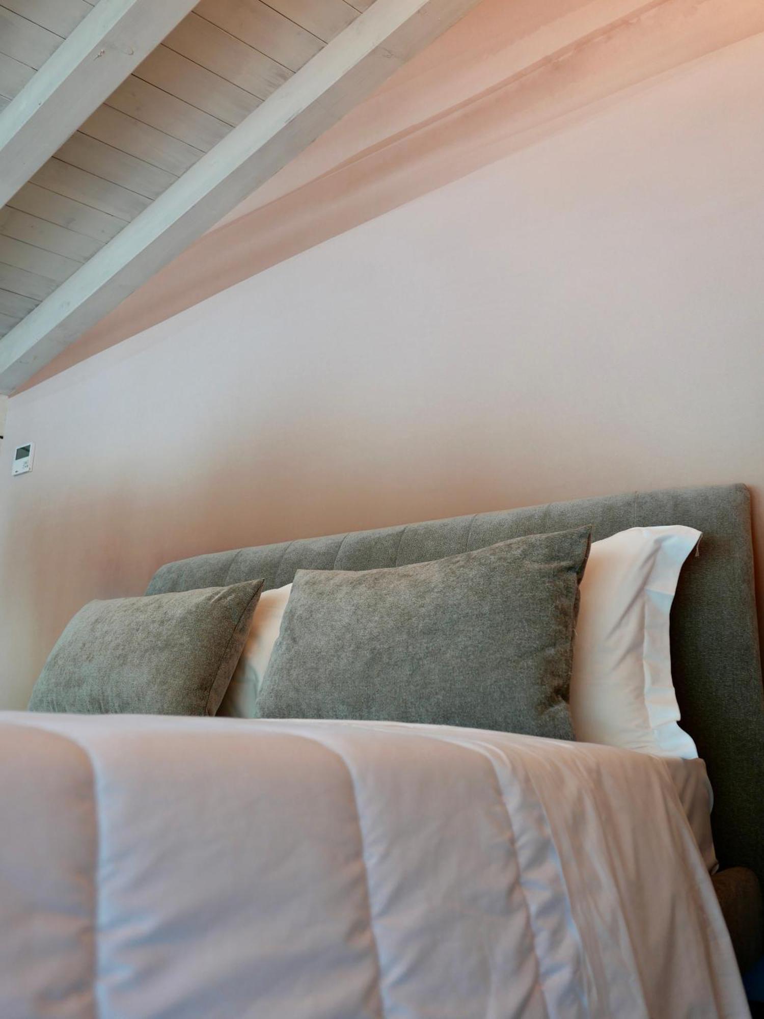 Monte Isola - Decio Rooms Ngoại thất bức ảnh
