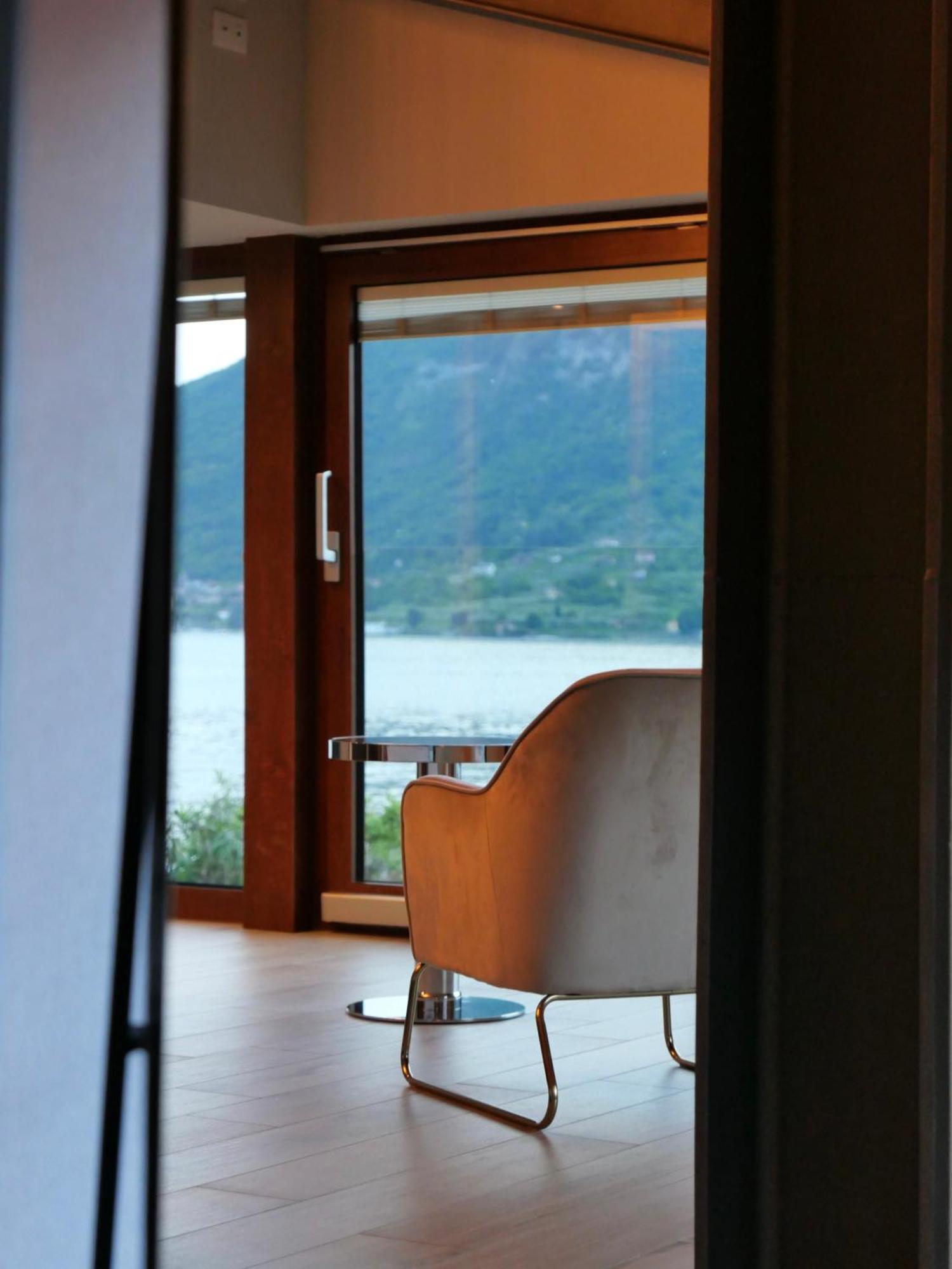 Monte Isola - Decio Rooms Ngoại thất bức ảnh
